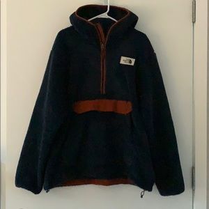 The North Face Men’s Campshire Pullover Hoodie